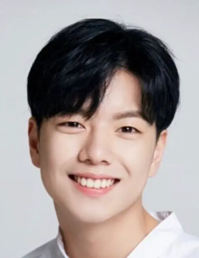 بیوگرافی Ji Min Hyuk