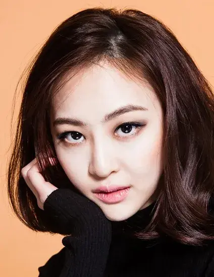 بیوگرافی Kim Da Som