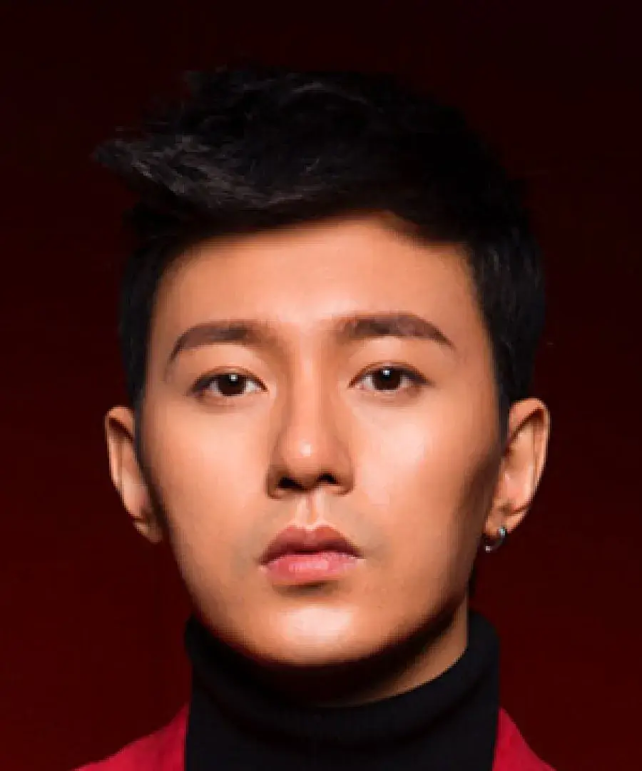 بیوگرافی Qi Han