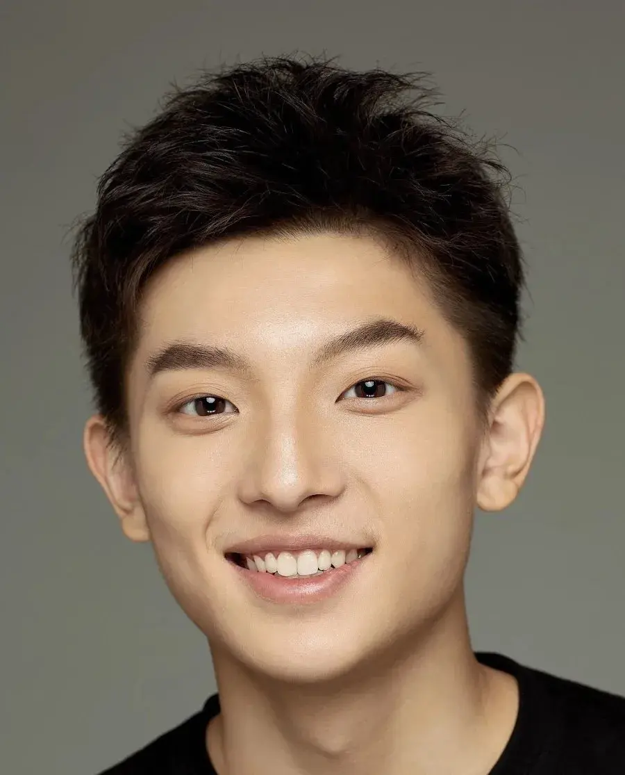 بیوگرافی Tang Jia Long