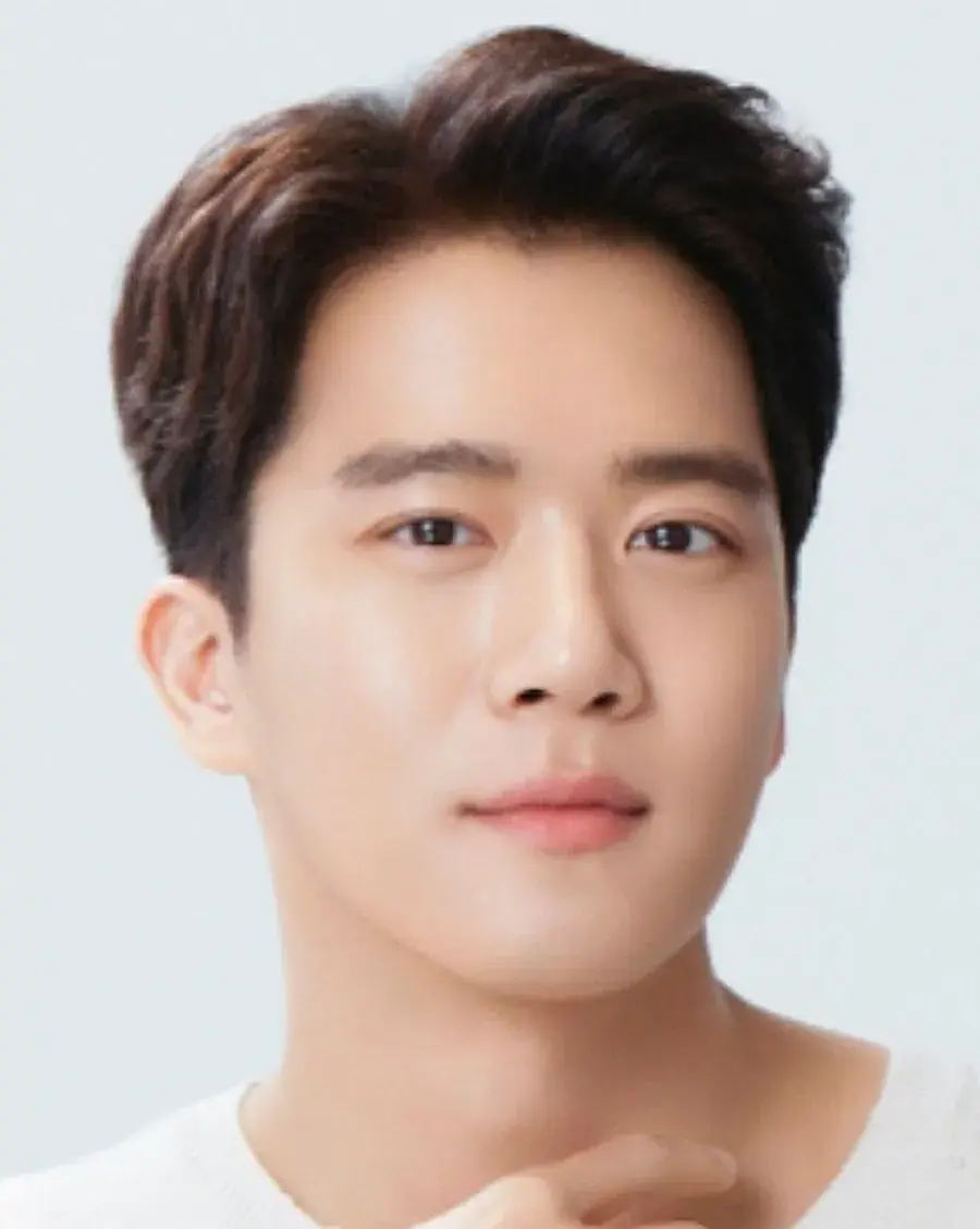 بیوگرافی Ha Seok Jin