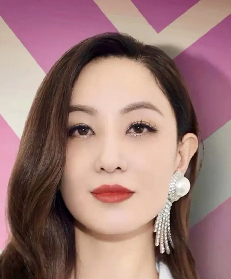 بیوگرافی Cheng Yumiko