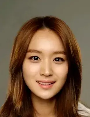 بیوگرافی Jung Yoo Min