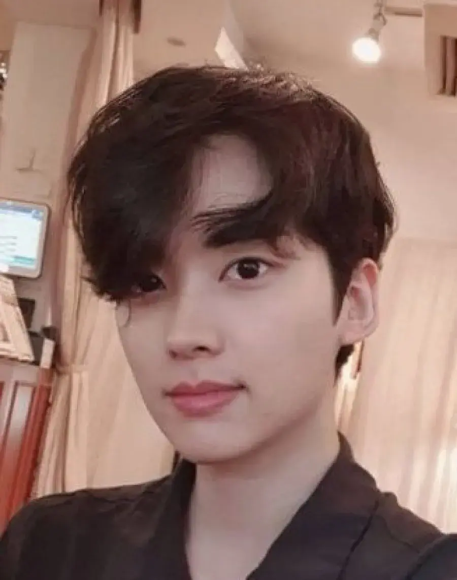 بیوگرافی Cho Eun Ho