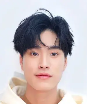 بیوگرافی Titicharoenrak Norawit