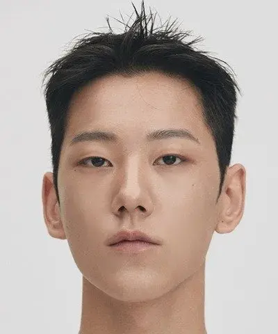 بیوگرافی Lee Tae Hun
