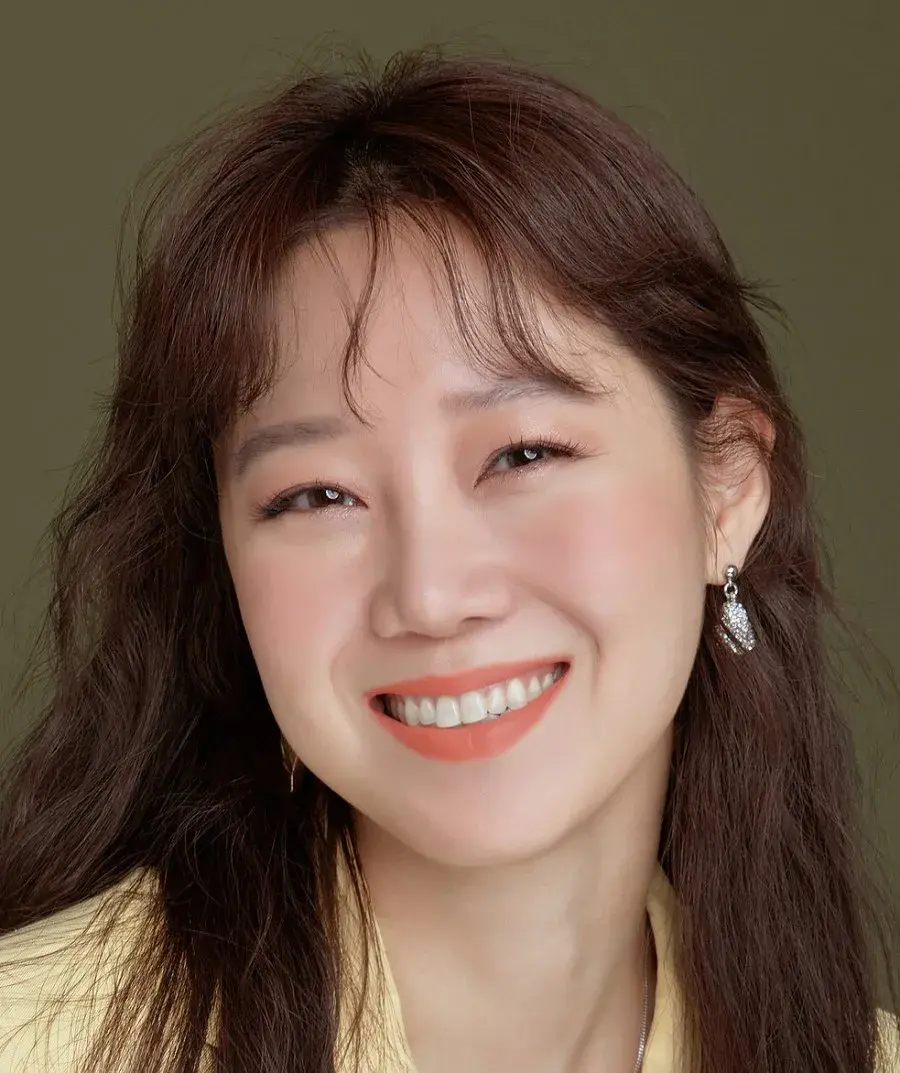 بیوگرافی Gong Hyo Jin