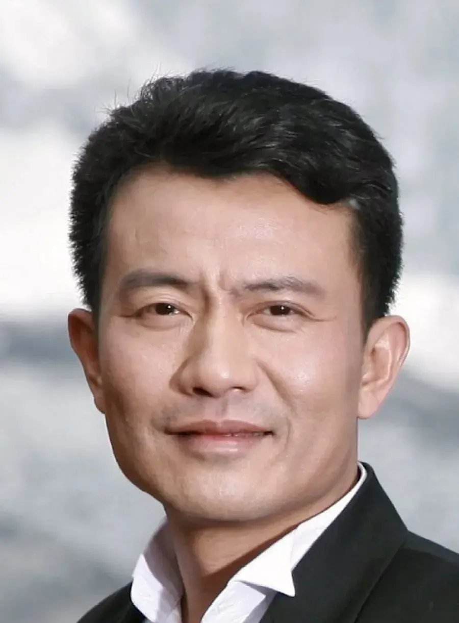 بیوگرافی Li Qiang