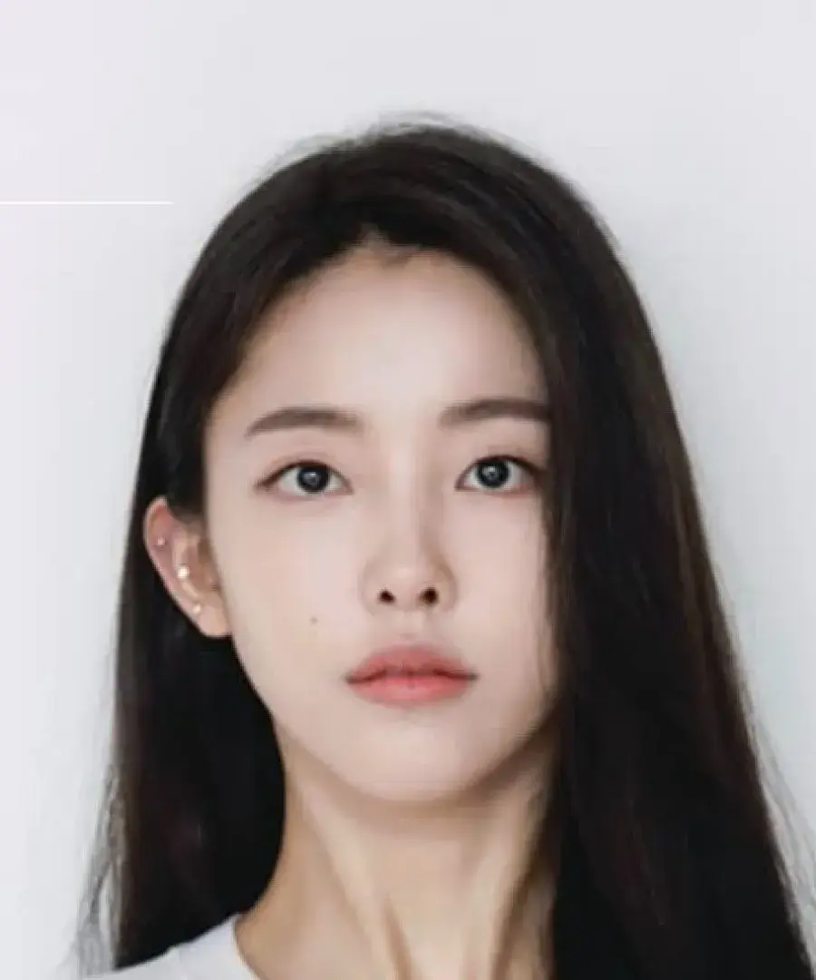 بیوگرافی Hong Seo Hee