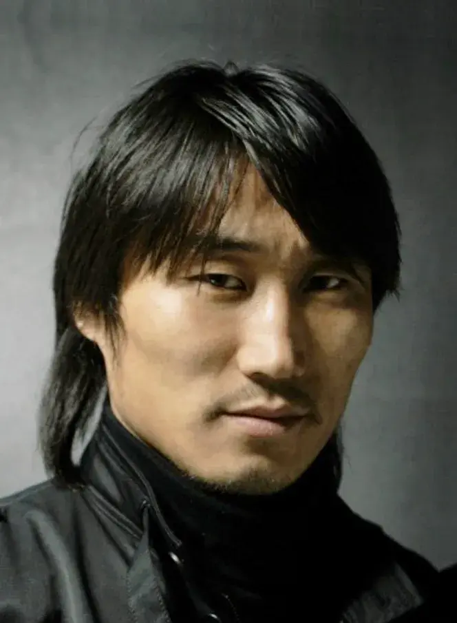 بیوگرافی Song Yong Ho