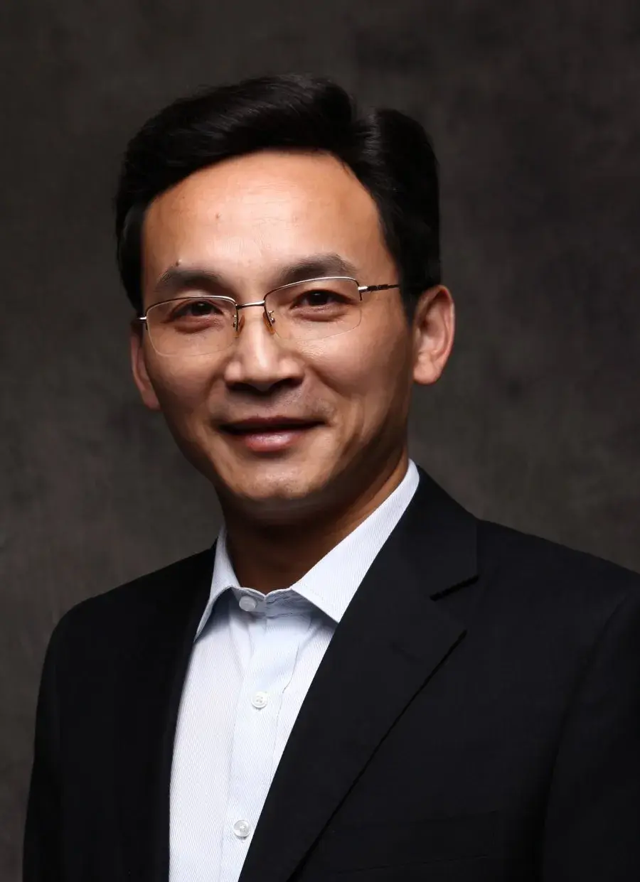 بیوگرافی Yan Yi Min