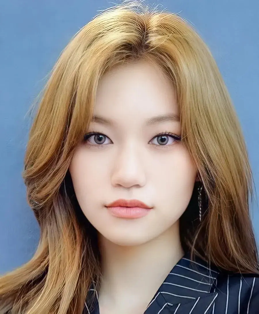 بیوگرافی Kim Do Yeon