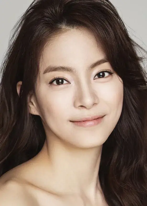 بیوگرافی Jung Hye In