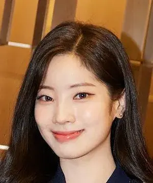 بیوگرافی Kim Da Hyun