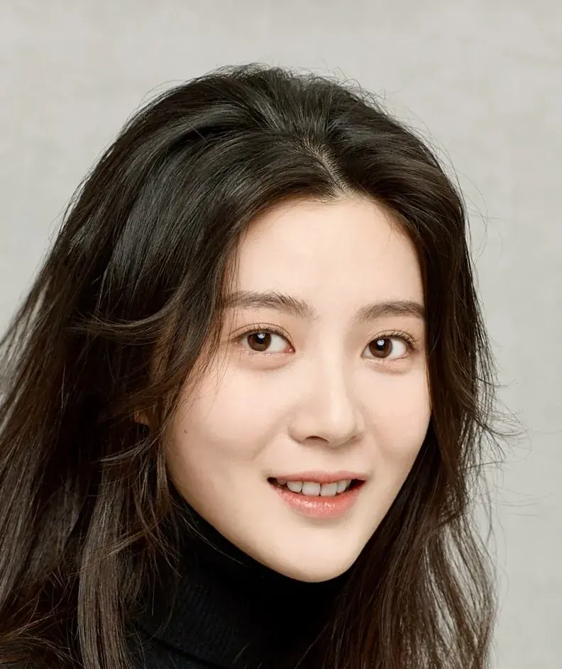 بیوگرافی Shi Jie Ru