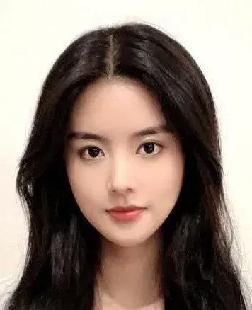 بیوگرافی Zhang Xin Yu