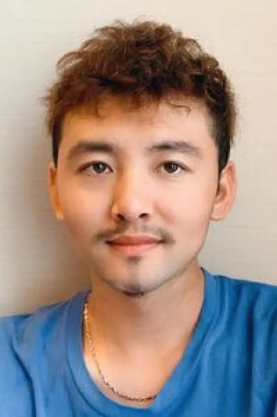 بیوگرافی  Xu Qi Hang