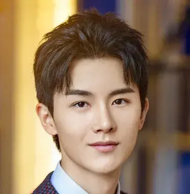 بیوگرافی Yang Ze