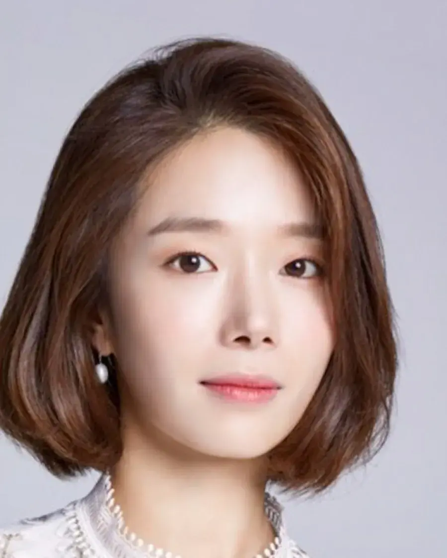 بیوگرافی Go Eun Min