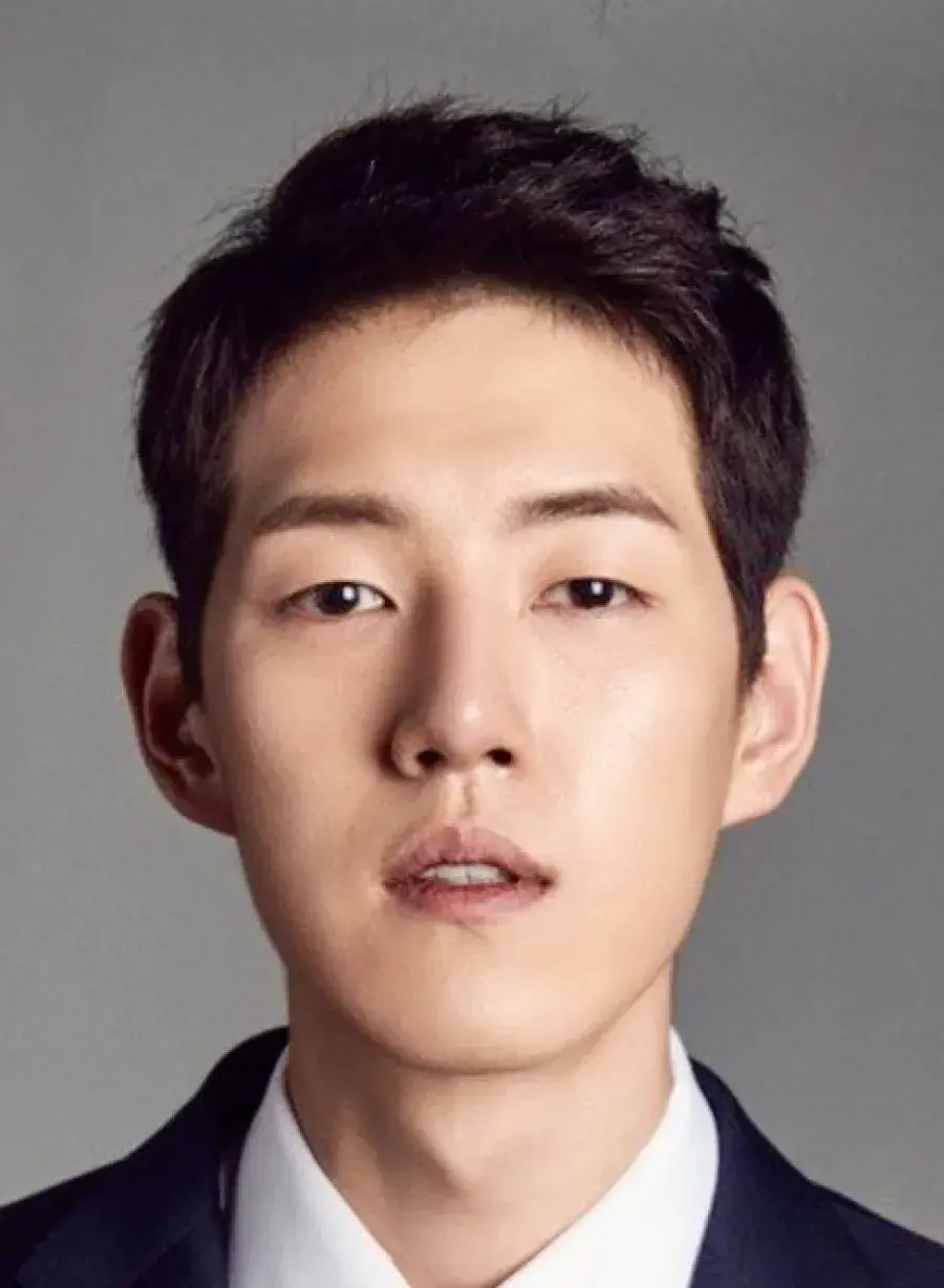بیوگرافی Lee Jae Woo