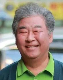 Kim Kyung Ryong