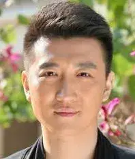 بیوگرافی Ren Dong Lin