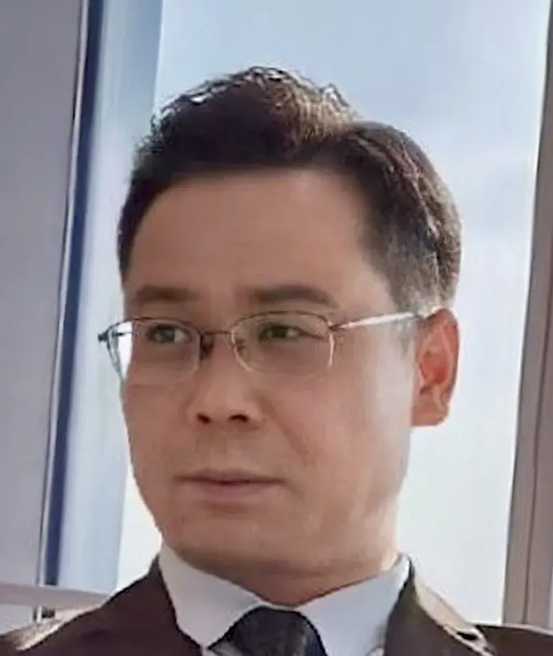 بیوگرافی Zhang Kun