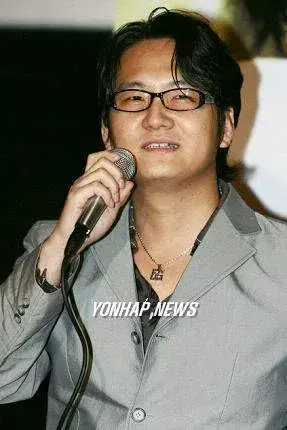 بیوگرافی Kang Hyo Jin