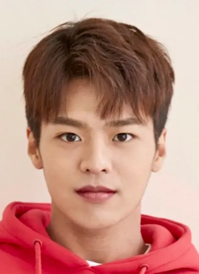 بیوگرافی Go Yoon Hwan