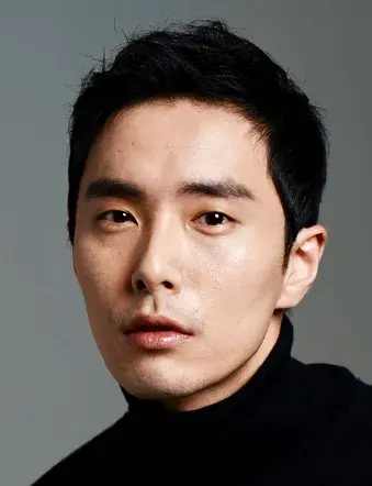 بیوگرافی Jun Shin Hwan