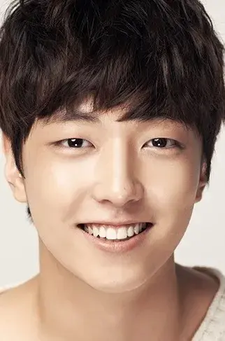 بیوگرافی Lee Yoo Jin