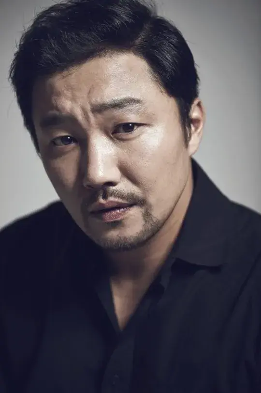 بیوگرافی Han Jae Young