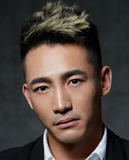 بیوگرافی Yan Jie