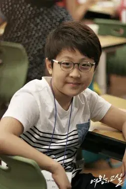 بیوگرافی Kang Hyun Wook