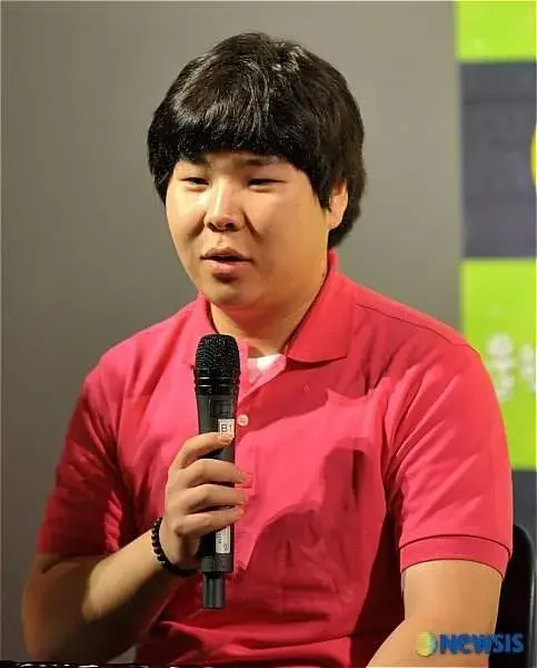 بیوگرافی Lee Chan Ho