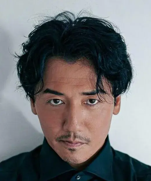 بیوگرافی Yuge Tomohisa