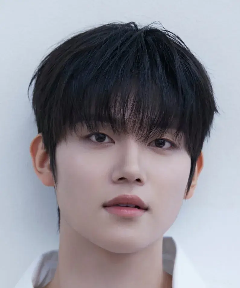 بیوگرافی Yang Jun Beom