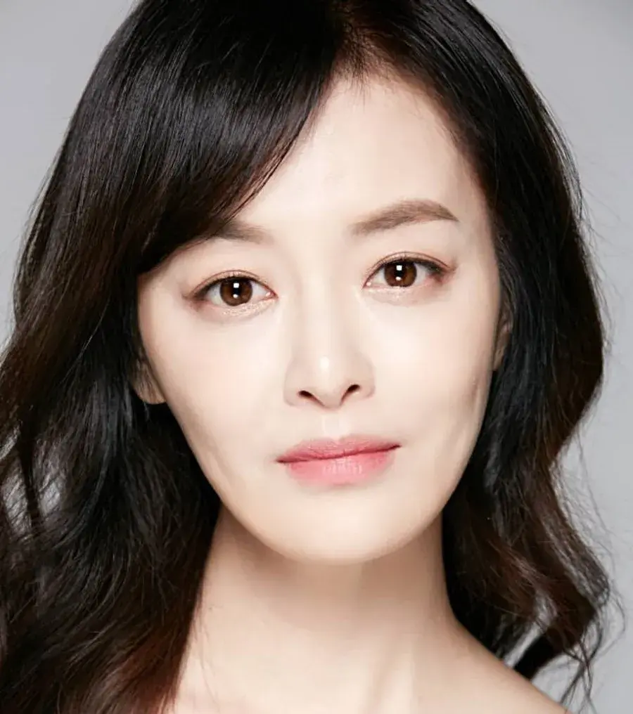 بیوگرافی Lee Chae Min