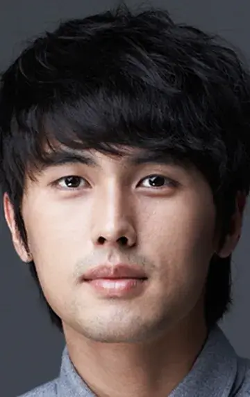 بیوگرافی Yoo Ha Joon