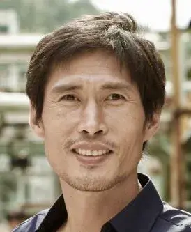 بیوگرافی Jung Doo Hong