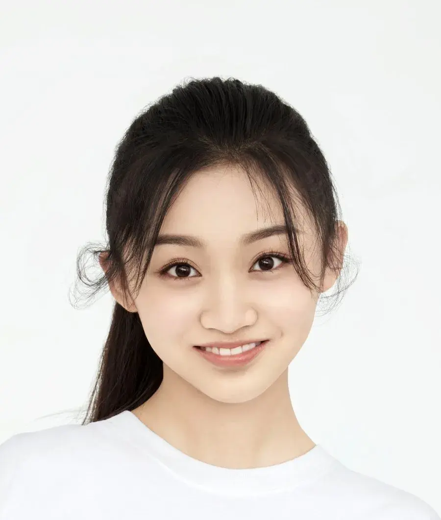 بیوگرافی Qu Zhi Han