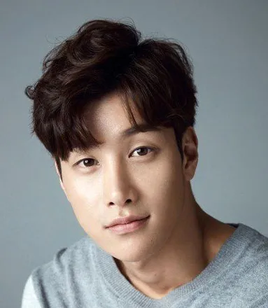 Kwak Yong Hwan