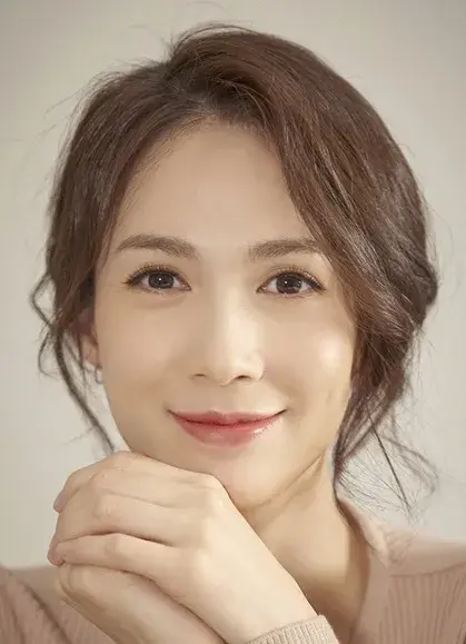 بیوگرافی Lee Ji Yeon