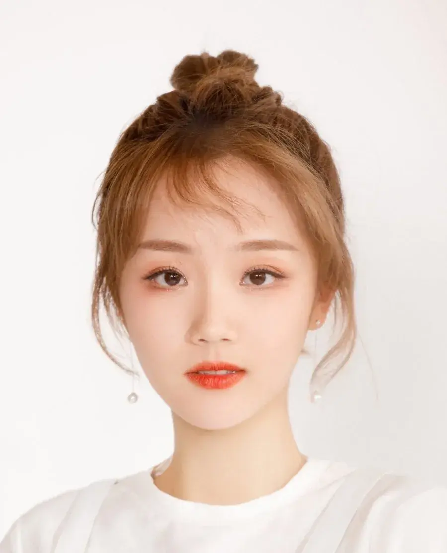 بیوگرافی Yang Zhi Wen