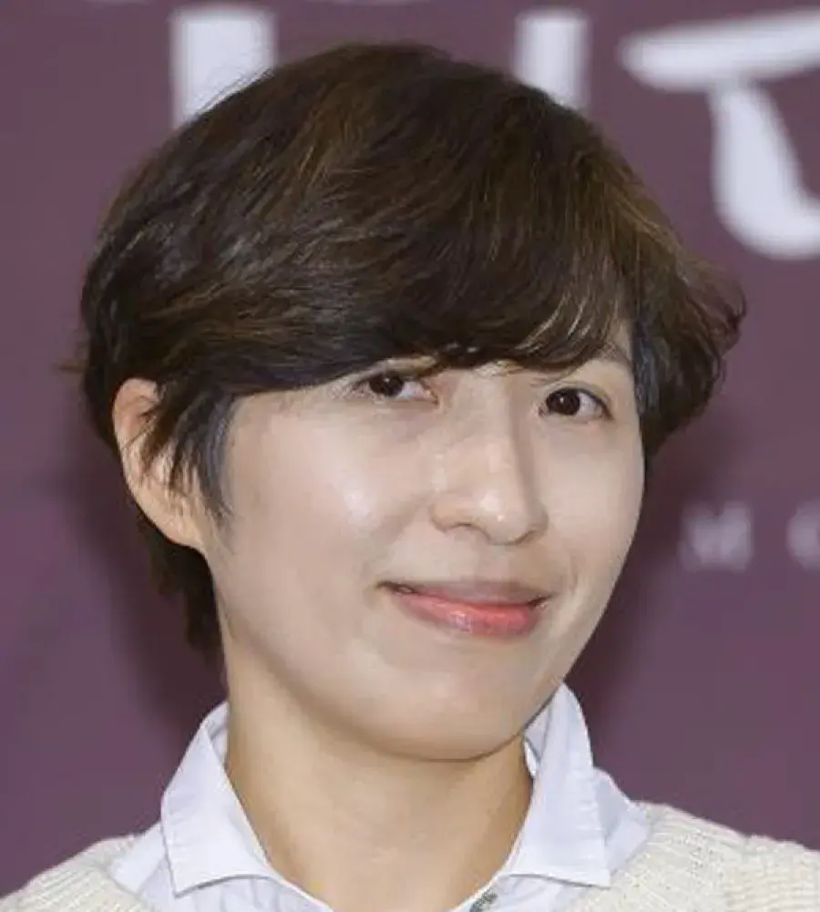 بیوگرافی Jung Seo Kyung