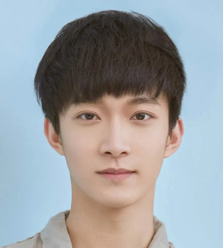 بیوگرافی Cao En Qi