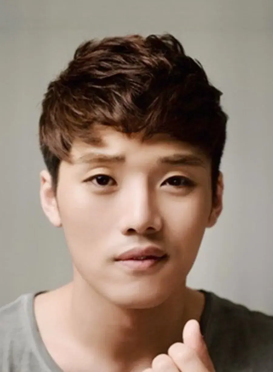 بیوگرافی Kwon Hyuk Soo