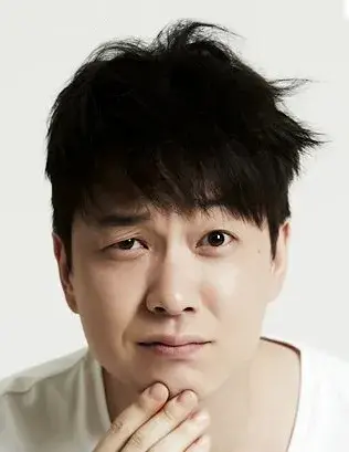بیوگرافی Lee Min Woong