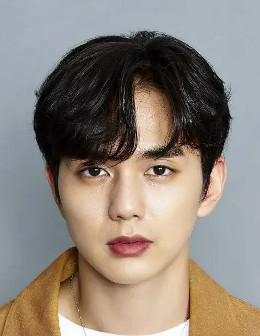 بیوگرافی Yoo Seung Ho