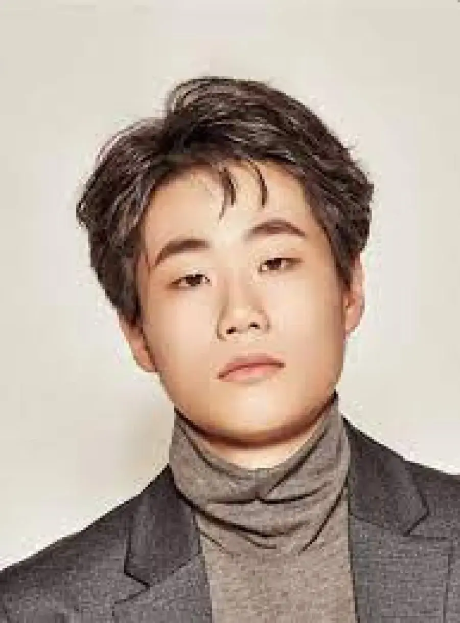 بیوگرافی Jang Dae Woong